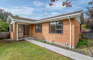 1/8 Raymond Road, Bromley
