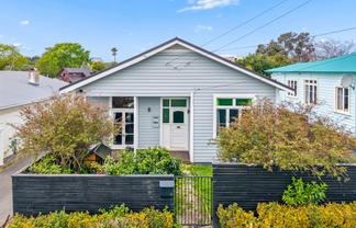 41 Mountain View Road, Morningside