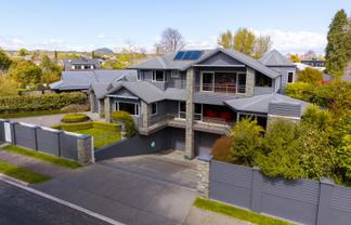 13 Oregon Drive, Rainbow Point