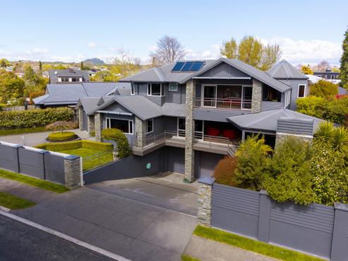 13 Oregon Drive, Rainbow Point