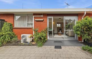 12C Baker Street, Caversham