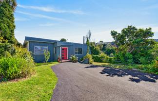 42 Milton Road, Bluff Hill