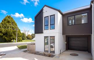 27 Taikata Road, Te Atatu Peninsula