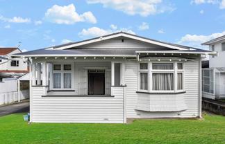 24 Woodward Road, Mount Albert