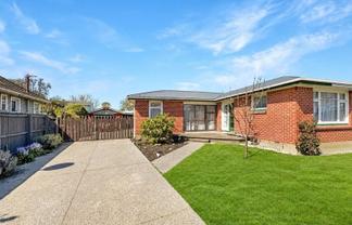 48 Bournemouth Cr, Aranui