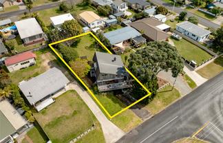 307 Linton Crescent, Whangamata