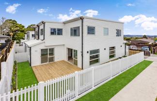 1/48 Claude Road, Manurewa
