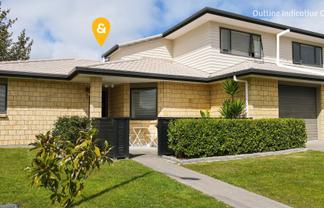 43/64 Kawaha Point Road, Kawaha Point