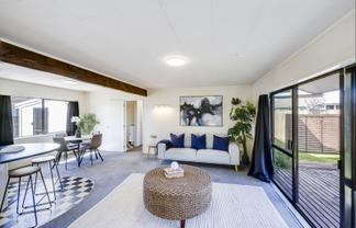 1100A Cunningham Crescent, Mayfair