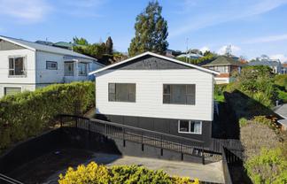 6 Pitcairn Street, Belleknowes