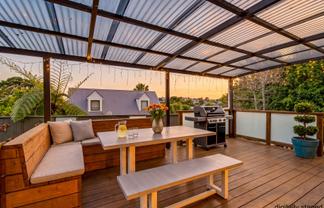 8B Eastwood Rise, Browns Bay
