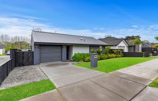 12 Ahutoetoe Road, Milldale
