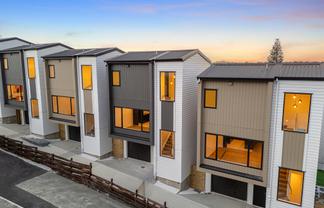 3/194 White Swan Road, Mount Roskill