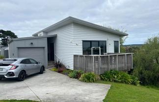11 Kawariki Road, Helensville