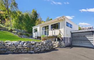 2/43 Douglas Road, Wakatu