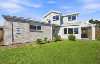 2/249 Richardson Road, Mount Roskill