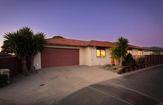 7 Central Park, PARAPARAUMU BEACH