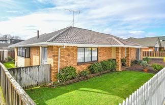 2/1 Nelson Street, Papakura