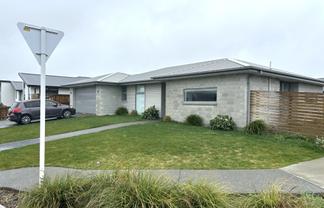 2 Alex Place, Rolleston