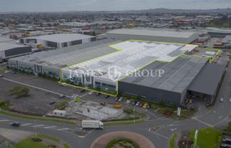 11,790m² Warehouse with Substantial Canopy