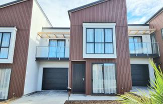 252 Jack Lachlan Drive, Beachlands