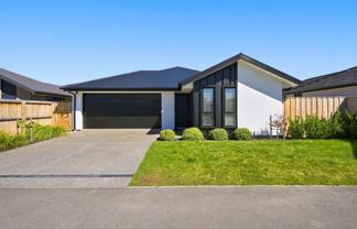 14 Harry Manship Crescent, Halswell