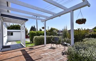 1/16 Newall Avenue, Stoke