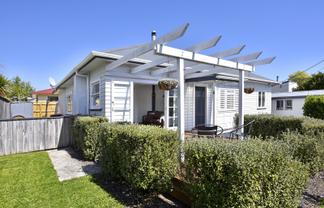 1/16 Newall Avenue, Stoke