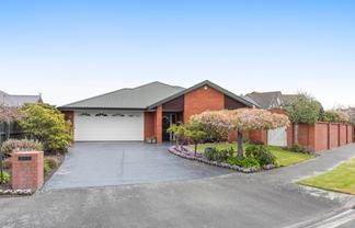 20 Lexington Place, Shirley