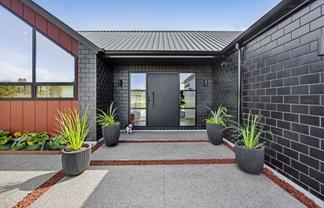 113 Tarata Road, Inglewood