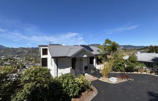 159 Princes Drive, Britannia Heights
