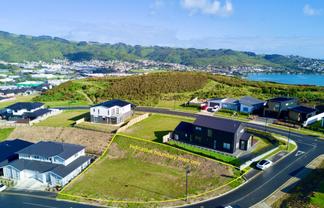 4 Te Arapito Close, Aotea
