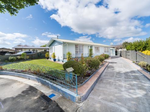 8 Forbes Place, Kelvin Grove