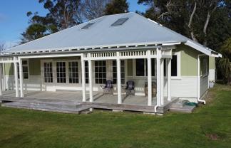 12 Uawa Parade, Tolaga Bay