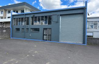Refurbished & Ready - Ample Carparking