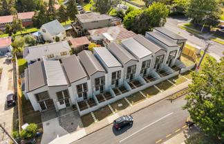3/98 Tonar Street, Northcote