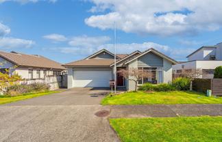 55 Coachman Drive, Flat Bush