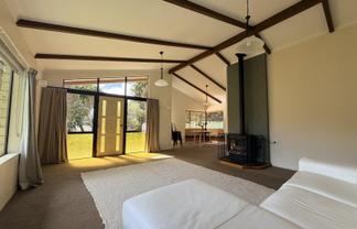 35 Old South Road, Okato