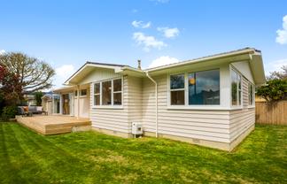 58 California Drive, Totara Park