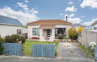 49 Young Street, Saint Kilda