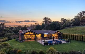 226 Whitford Road, Whitford