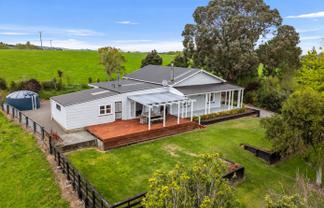 42 Jacksons Line, Masterton