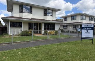 3 Apirana Avenue, Regent