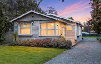 57 Torrens Road, Addington