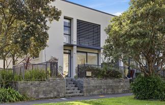 39 Bluegrey Avenue, Stonefields