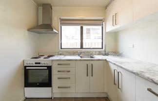 3/125A Knighton Road, Hillcrest