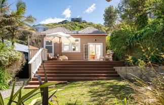 119 Eden Street, Island Bay