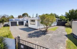 102 Rugby Street, Awapuni