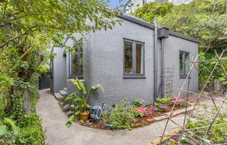 306 Ohiro Road, Brooklyn