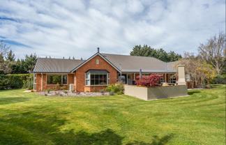 367 Norwood Road, Burnham